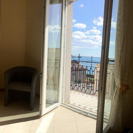 Holiday Rentals Taormina Exterior foto